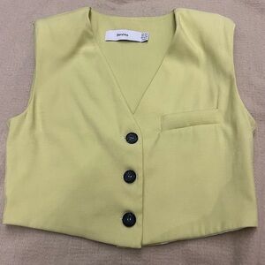 BERSHKA GREEN VEST